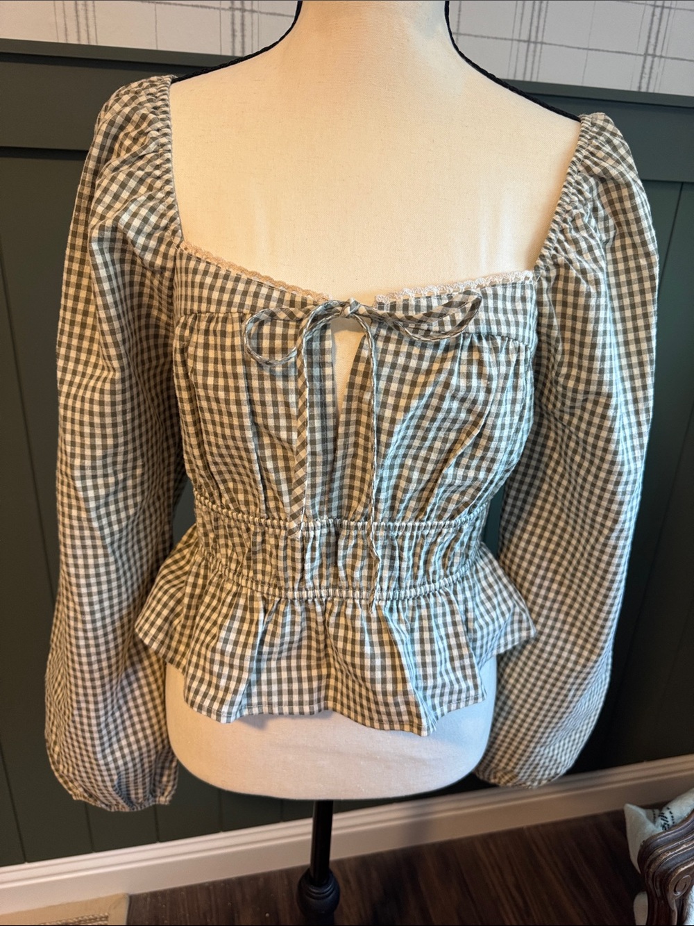Le Lis Green Gingham Peplum Tie-Front Blouse